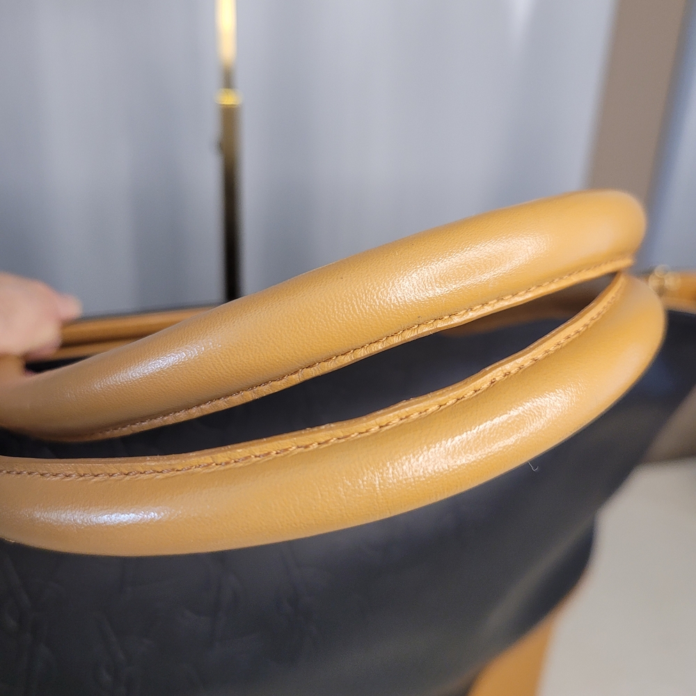 Yves Saint Laurent Cassandra YSL Monogram Tote Bag In Black and Tan - Picture 6 of 16